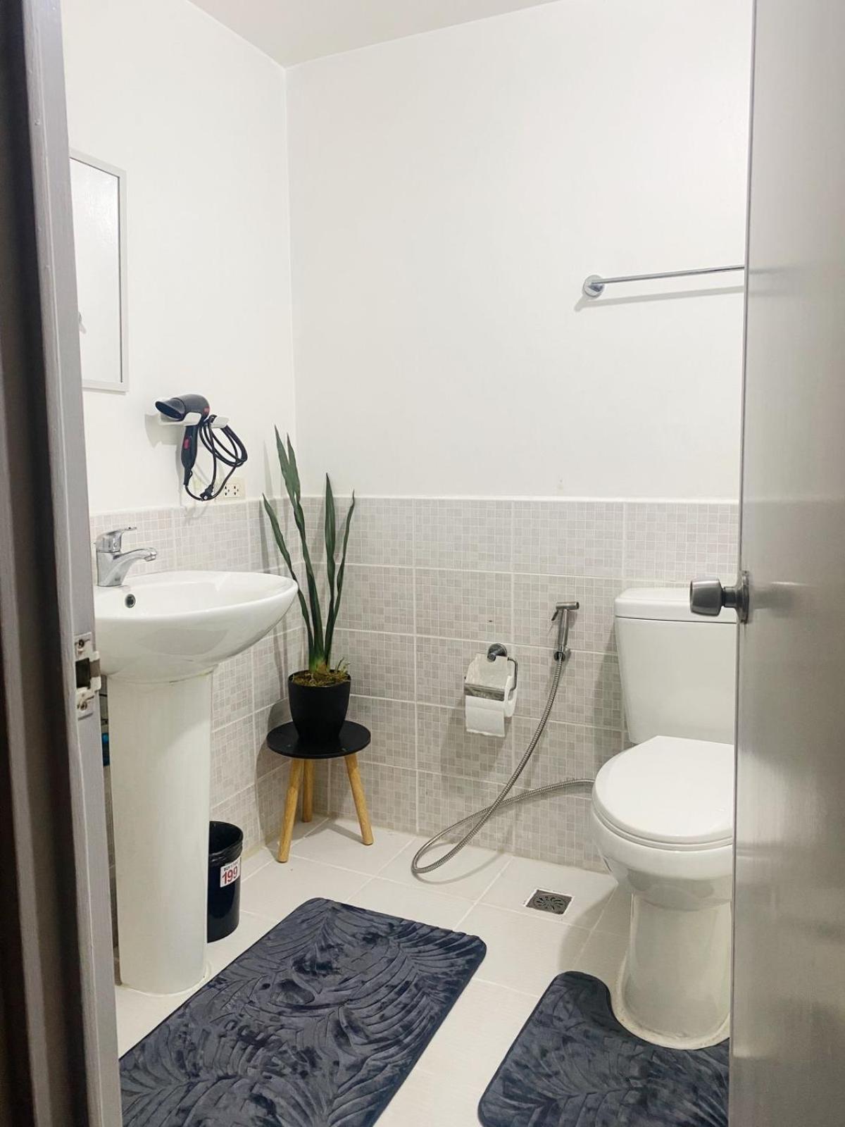 تاغويغ Cozy 2-Bedroom At South Of Market Soma Bgc Near Sm Aura, Market! Market! & Bonifacio High Street المظهر الخارجي الصورة