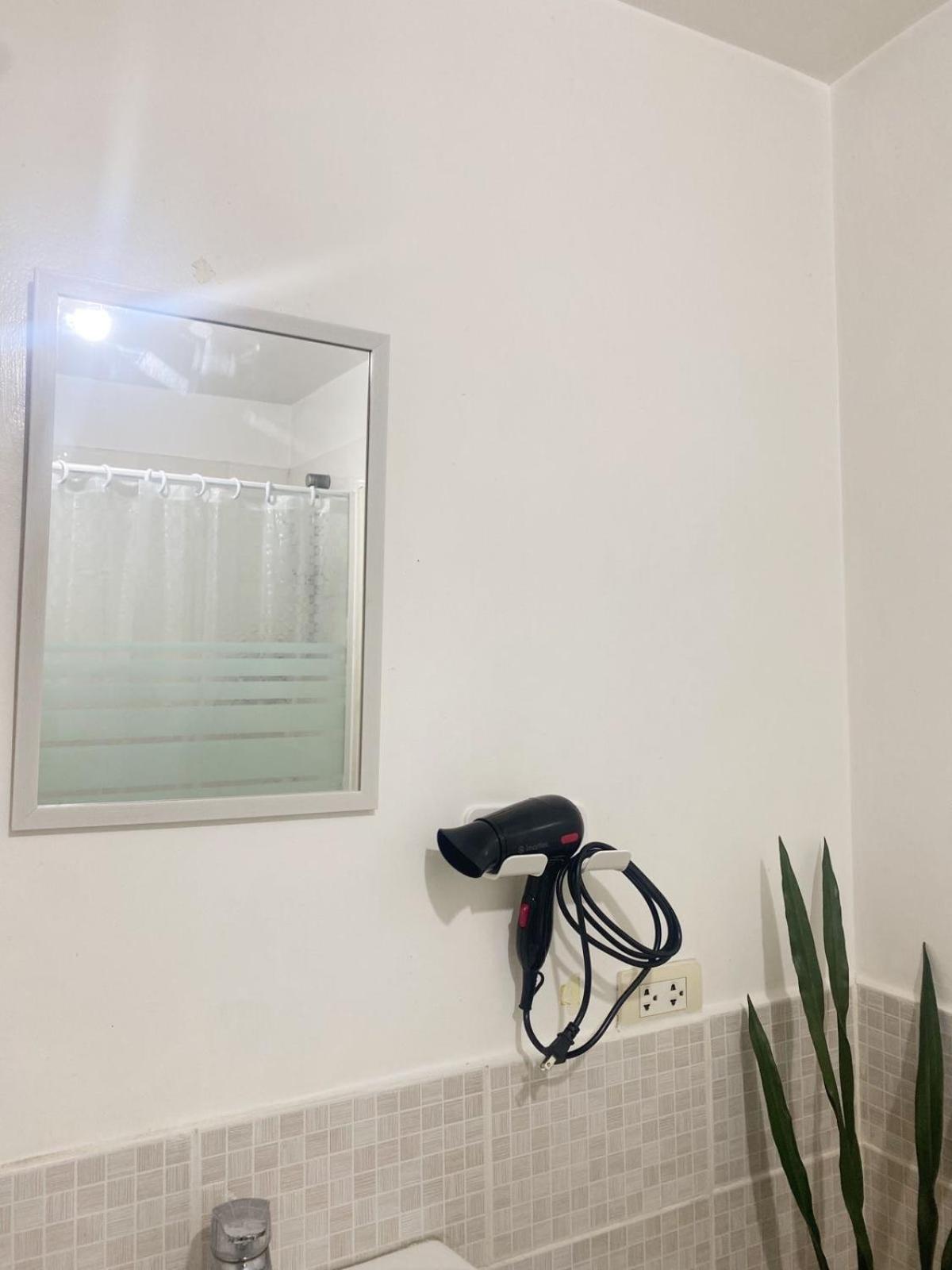تاغويغ Cozy 2-Bedroom At South Of Market Soma Bgc Near Sm Aura, Market! Market! & Bonifacio High Street المظهر الخارجي الصورة