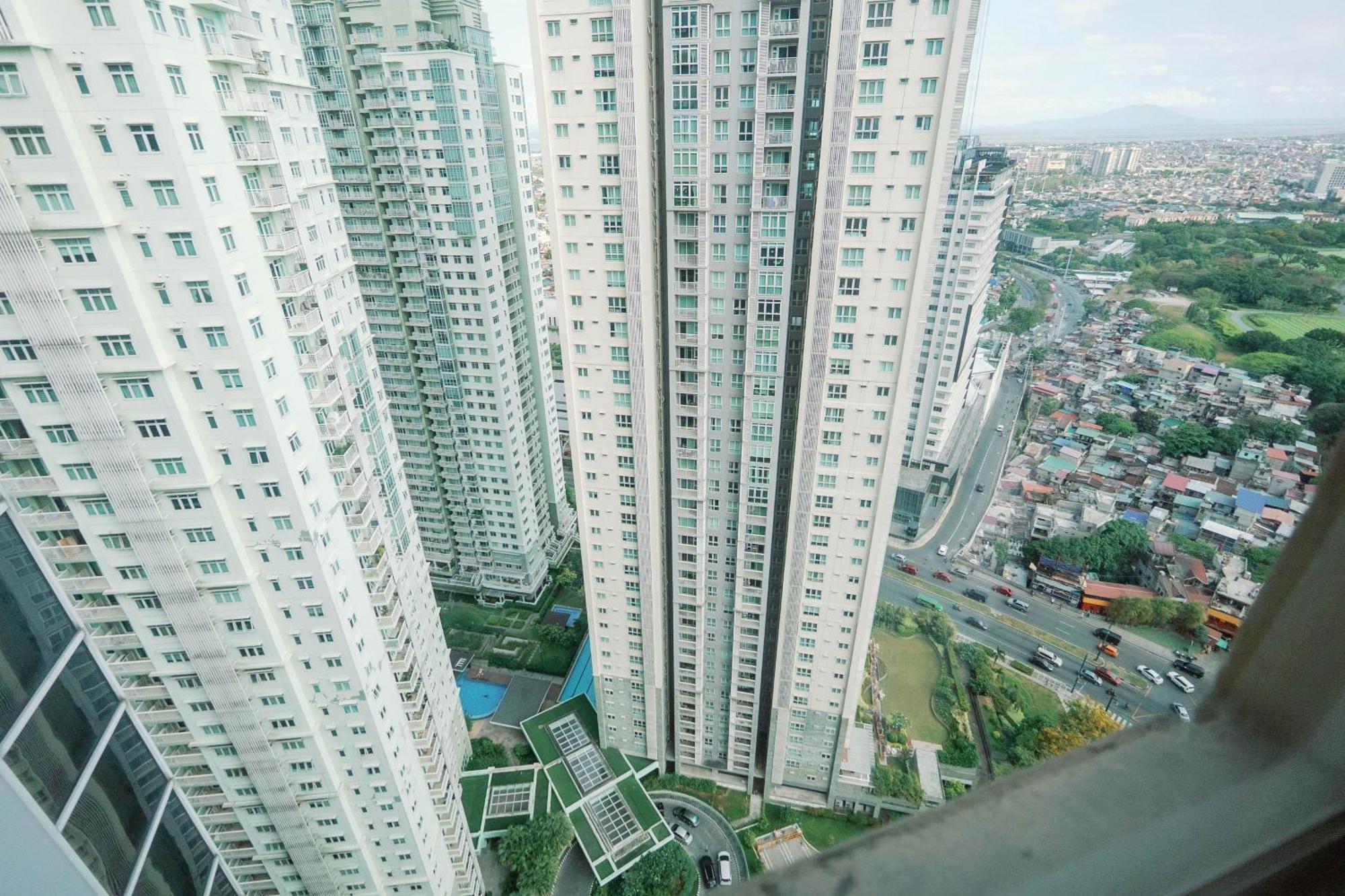 تاغويغ Cozy 2-Bedroom At South Of Market Soma Bgc Near Sm Aura, Market! Market! & Bonifacio High Street المظهر الخارجي الصورة